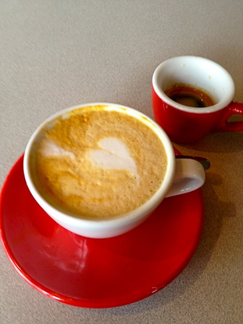 Heart_latte_Paulies_Houston